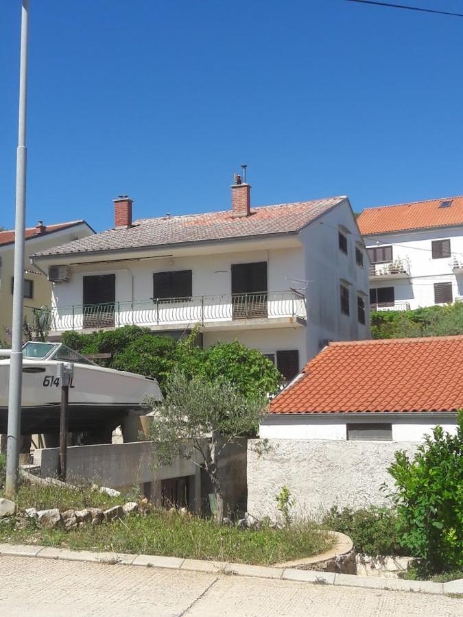 Apartments With A Parking Space Mali Losinj Exterior photo